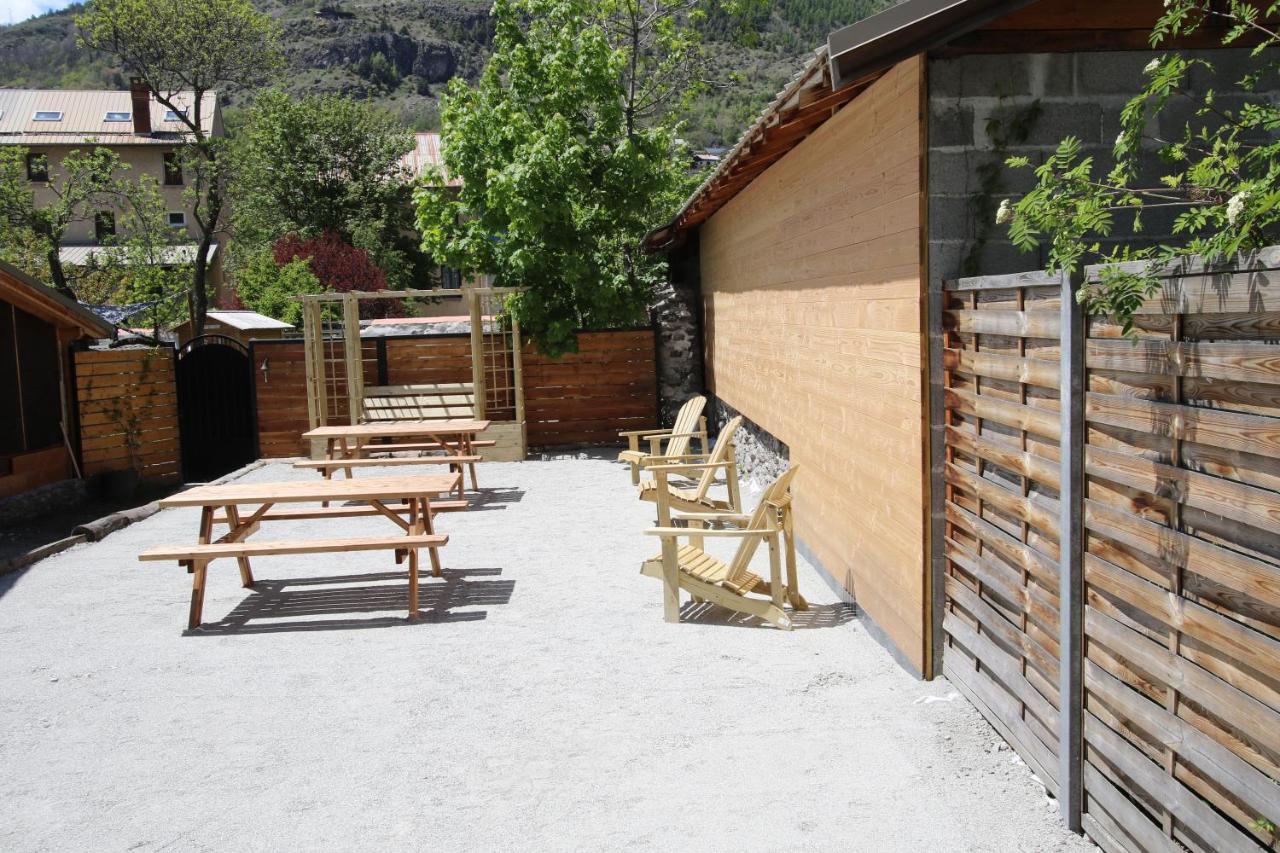 T2 Cosy Idealement Situe Briançon Buitenkant foto